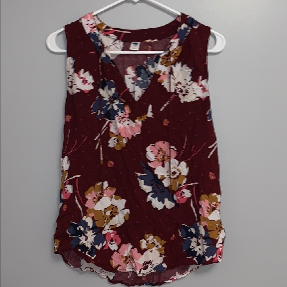 Old Navy Red floral sleeveless blouse